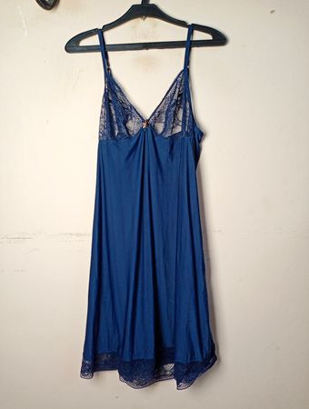Esprit Collection Blau Spitzenbesatz Unterkleid