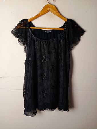 Phildar Black Lace Top