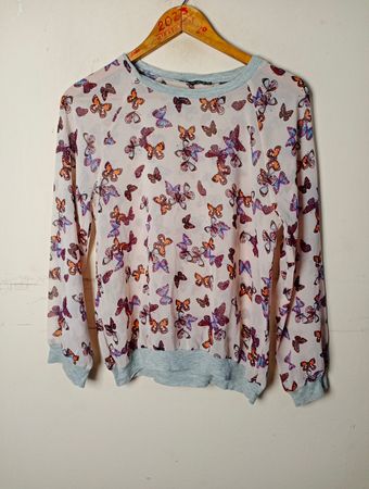 Atmosphere Schmetterlingsdruck Langarmshirt