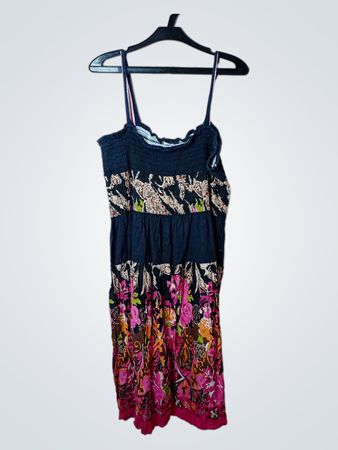 Frauen Blumendruck Smockkleid