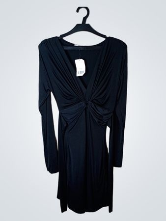 Schwarzes Knoten-Frontkleid