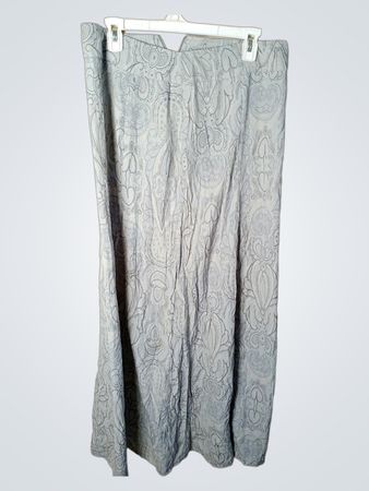 Hellblauer Paisleydruck-Maxi-Rock