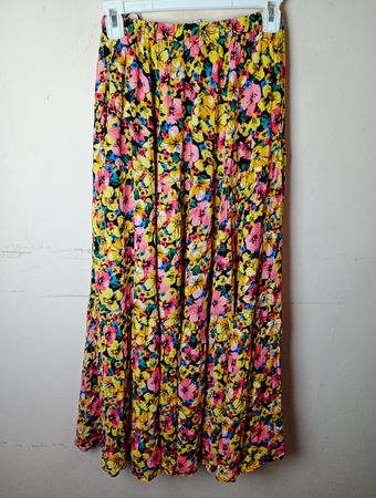 BLUS CLOTH PLAYHOUSE Floral Maxi Rock