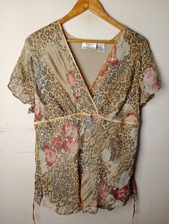 New York City Design Co. Woman Sheer Animal & Floral Print Top