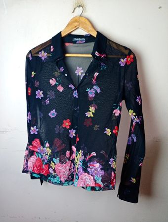 Betty Barclay Collection Schwarzes Florales Durchsichtiges Netz Hemd mit Knöpfen