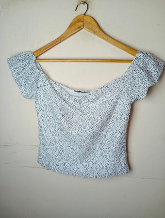 Guess Off-the-Shoulder Top