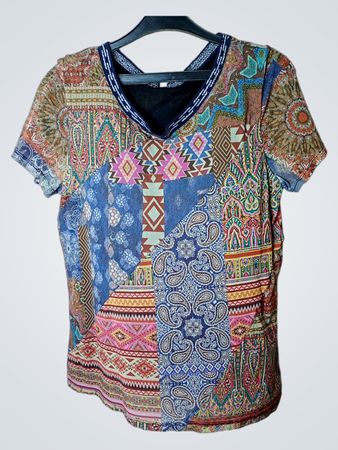 Patchwork V-Neck T-Shirt