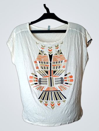 Weißes T-Shirt mit geometrischem Druck