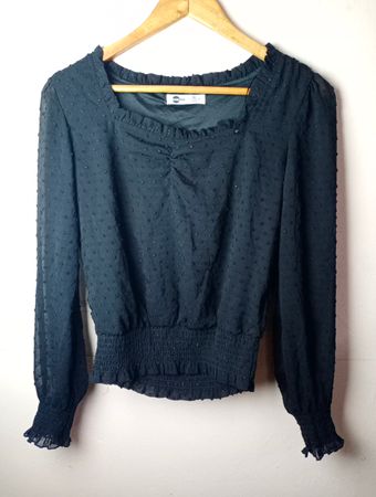 Everme Black Swiss Dot Square Neck Bluse