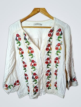 ANANY Weiße Stickbluse