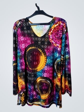 Magna Langarm V-Ausschnitt Batikdruck Oberteil
