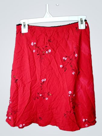 LOOK Rote Blumenmuster Minirock
