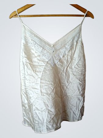 Schwarzes Spitzenbesatz-Cami