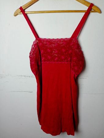 Speidel Lingerie Rote Spitzenbesatz Camisole