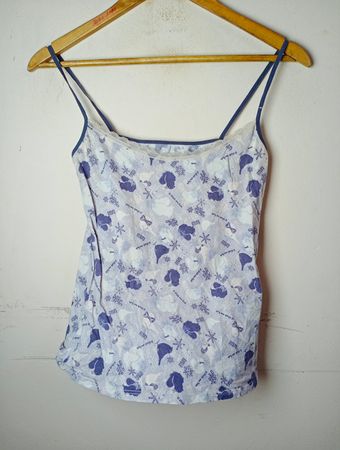 Damen-Top mit blauem Blumen- und Schleifenmuster
