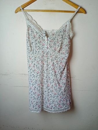 CARESS Camisole mit floralem Druck und Spitzenbesatz