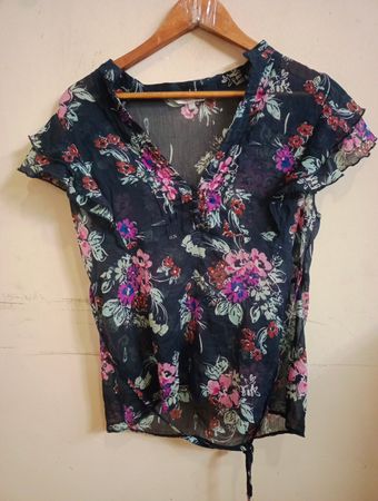 Per Una Damen Bluse mit floralem Druck und V-Ausschnitt