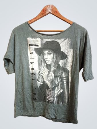 Bluenotes Graphic T-Shirt