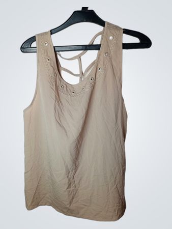 Beiges Tanktop mit Kreuzrücken-Detail