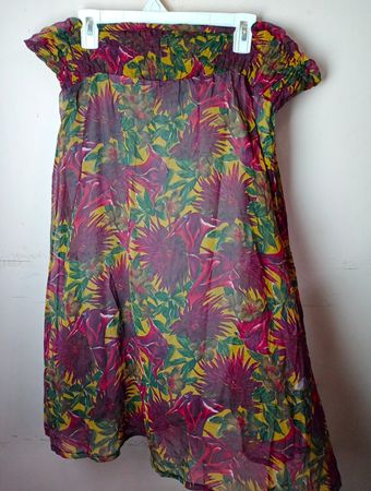 Blumenmusterkleid