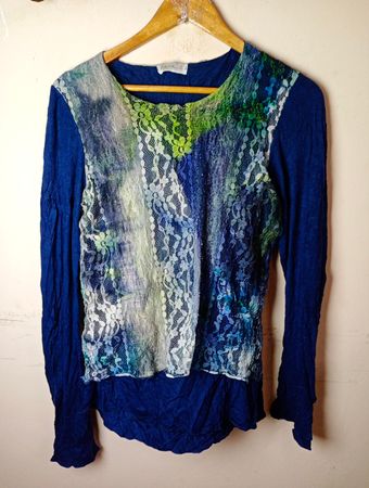 Gaia b Made in Italy Blauer und Grüner Druck Spitzen Langarmoberteil
