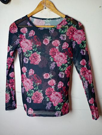 Blumennetz Langarmtop