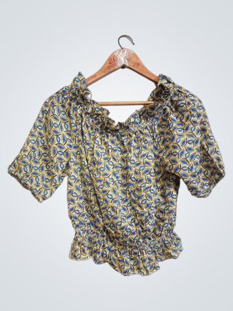 United Colors of Benetton Off-the-Shoulder Bluse