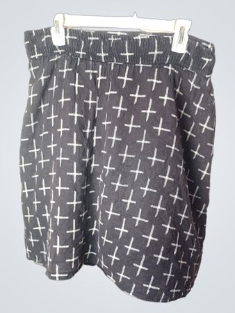Sloane & Co. Damen Schwarz-Weiße Plus Druckrock