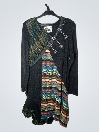 Peace + Love Damen Eule Grafik Langarmkleid