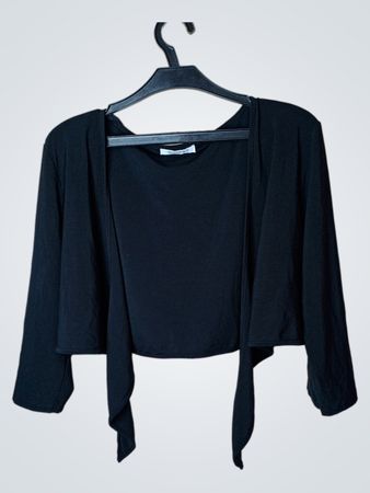 Schwarze Fliege Vorn Gekürzter Cardigan