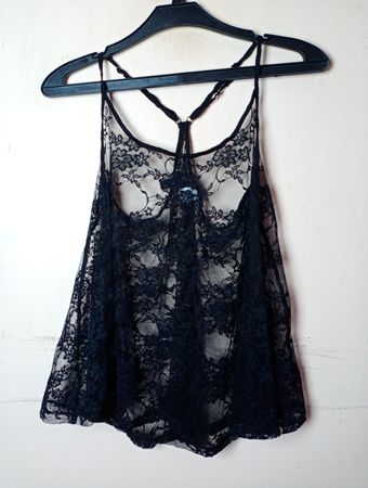 Schwarzes Spitzen-Cami