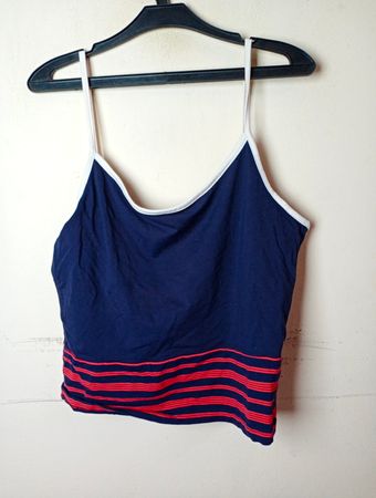 Crane Sports marineblaues Tanktop mit roten Streifen