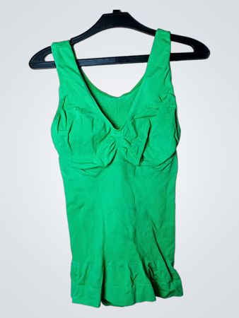Grünes Tanktop