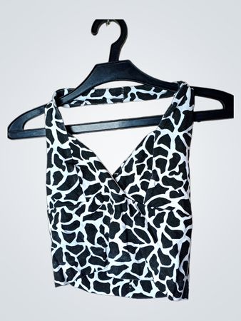 Schwarz-weiß gemustertes Neckholder-Top