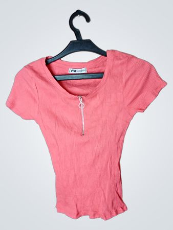 FB Sister Rippstruktur Zip-Hals T-Shirt