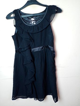 edc Authentic Seit 1998 Schwarzes Kleid
