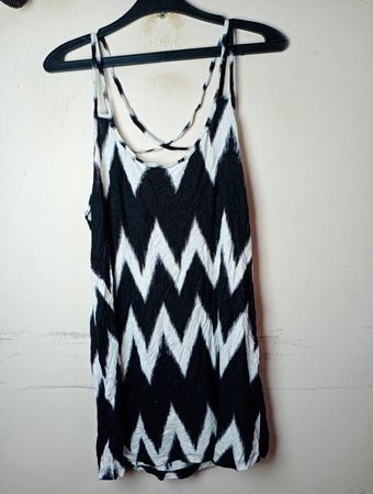 H&M Zigzag Print Cami Tank Top
