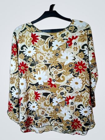 ONE by ZABAIONE Damen Floral Print Langarmshirt