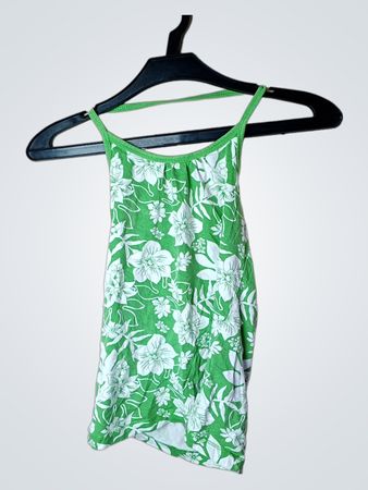 Grünes Blumenshirt