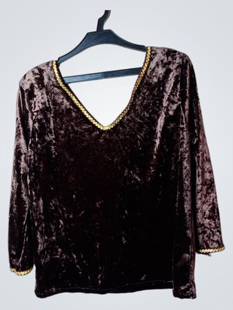 BA MORRO Velvet Top mit goldenen Akzenten