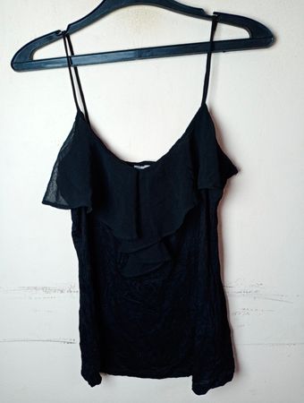 „H&M Schwarzes Rüschentop“