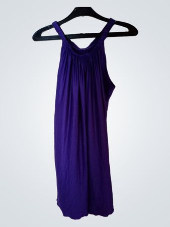 Lila Halter-Neck Kleid