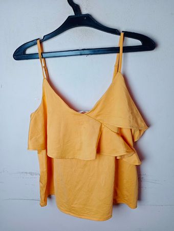 Gelbe Rüsche-Camisole