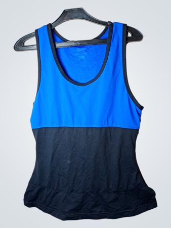 Blaues und schwarzes Tanktop