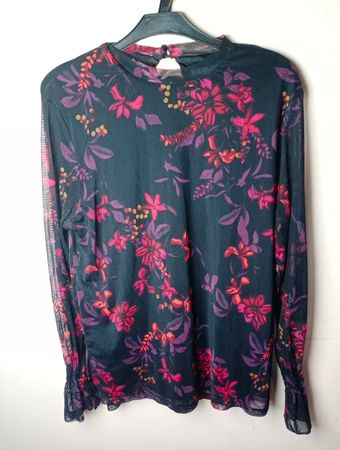 O.YOUNG Floral Print Mesh Top