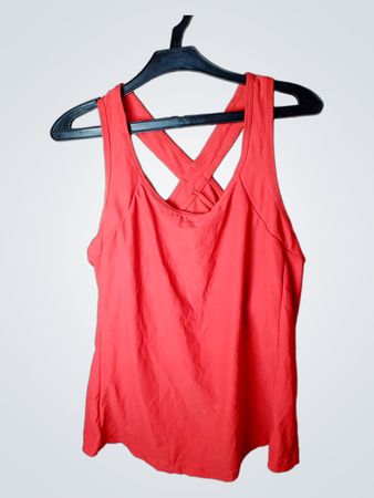 Rotes Tanktop