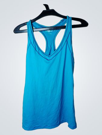 Blaues Tanktop