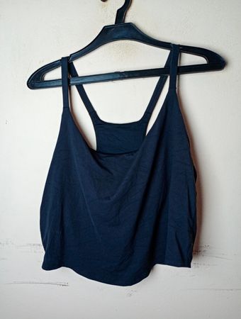 Schwarzes Tanktop