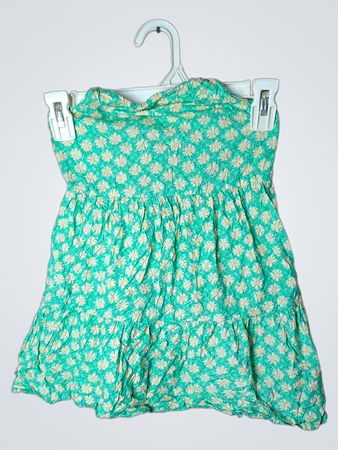 Grünes Smocked trägerloses Kleid mit Gänseblümchenmuster
