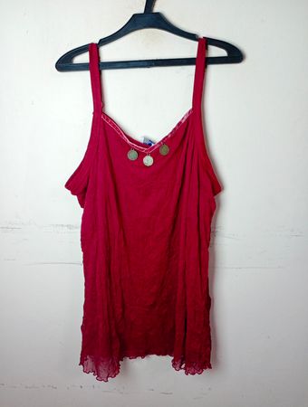 Maxi Blue Red Tanktop mit Verzierungen